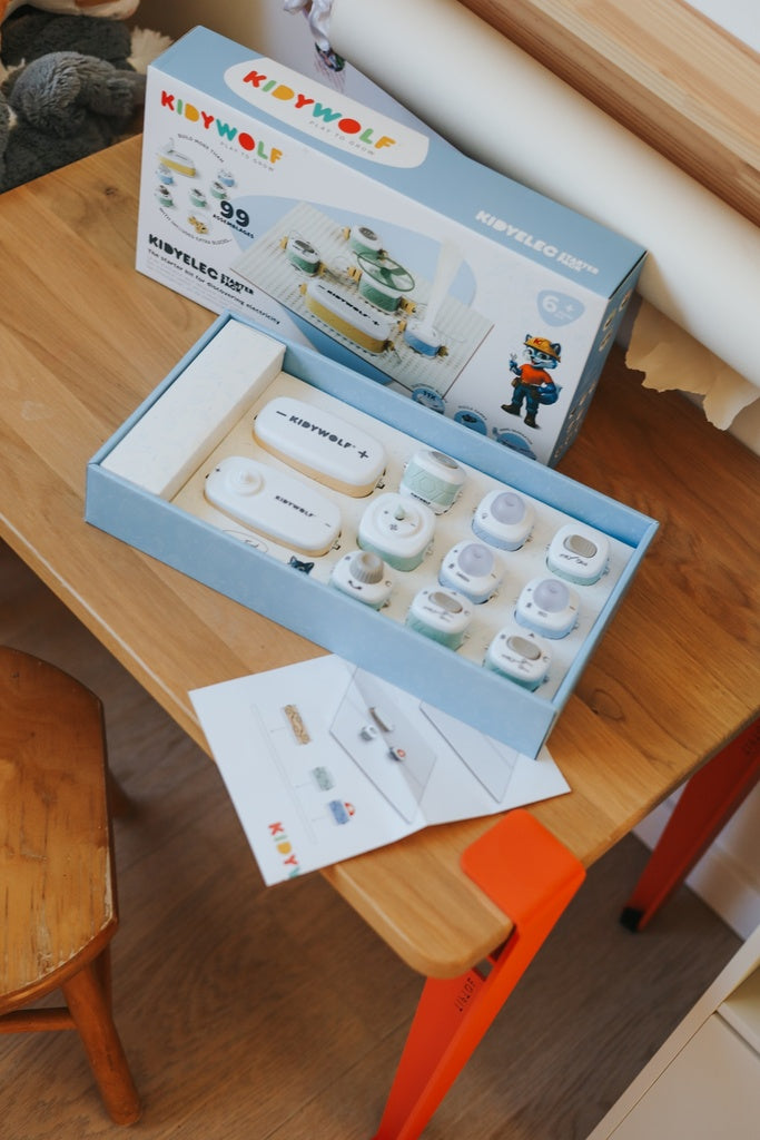 KIDYELEC-STARTER - Mijn eerste elektrische set (11-delig)